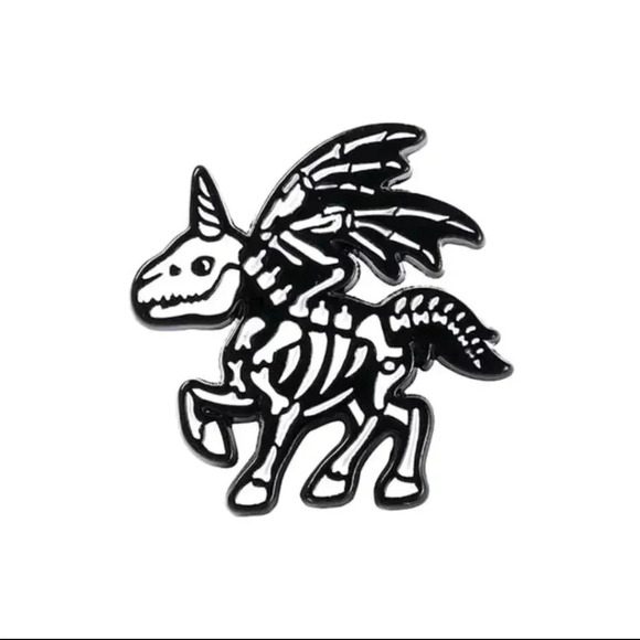 4 piece set black skull Gothic Style fish dog enamel pin brooch charm purse bag - Picture 6 of 8